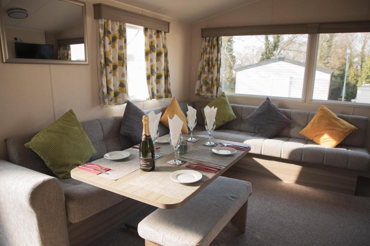 41 Orchard Bank, 3 Bed, Rockley Park Poole Villa Esterno foto